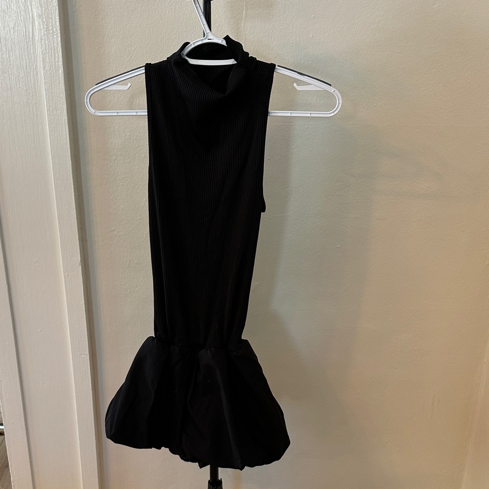 Black Sleeveless mock neck Romper dress w Bubble skirt